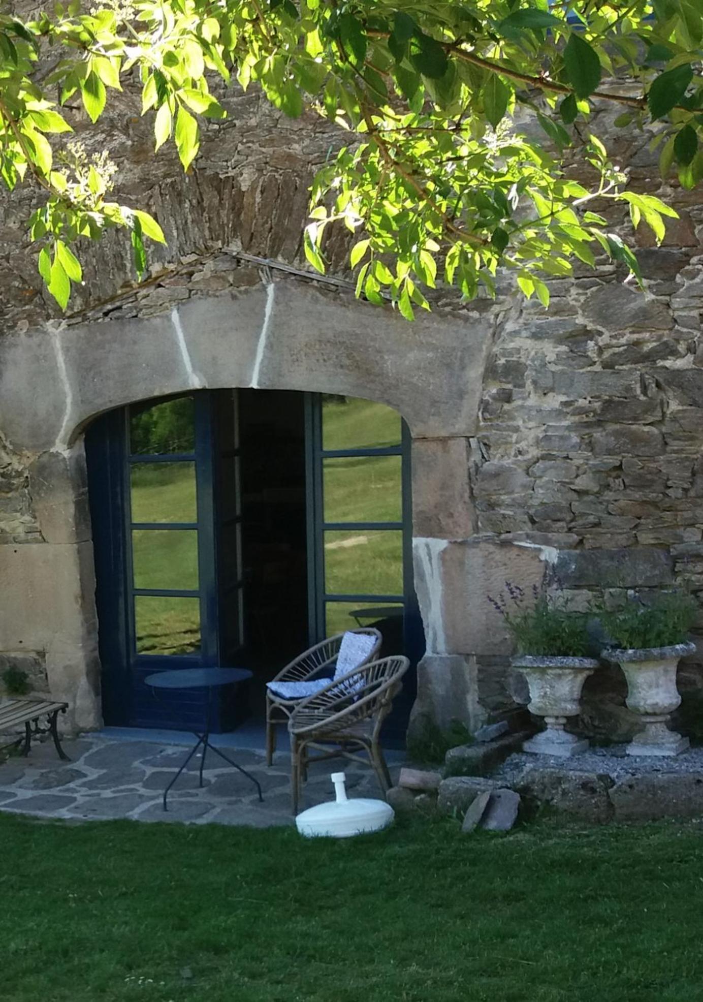 Domaine D'Angel-Berg Hotel Vezins-de-Levezou Exterior foto
