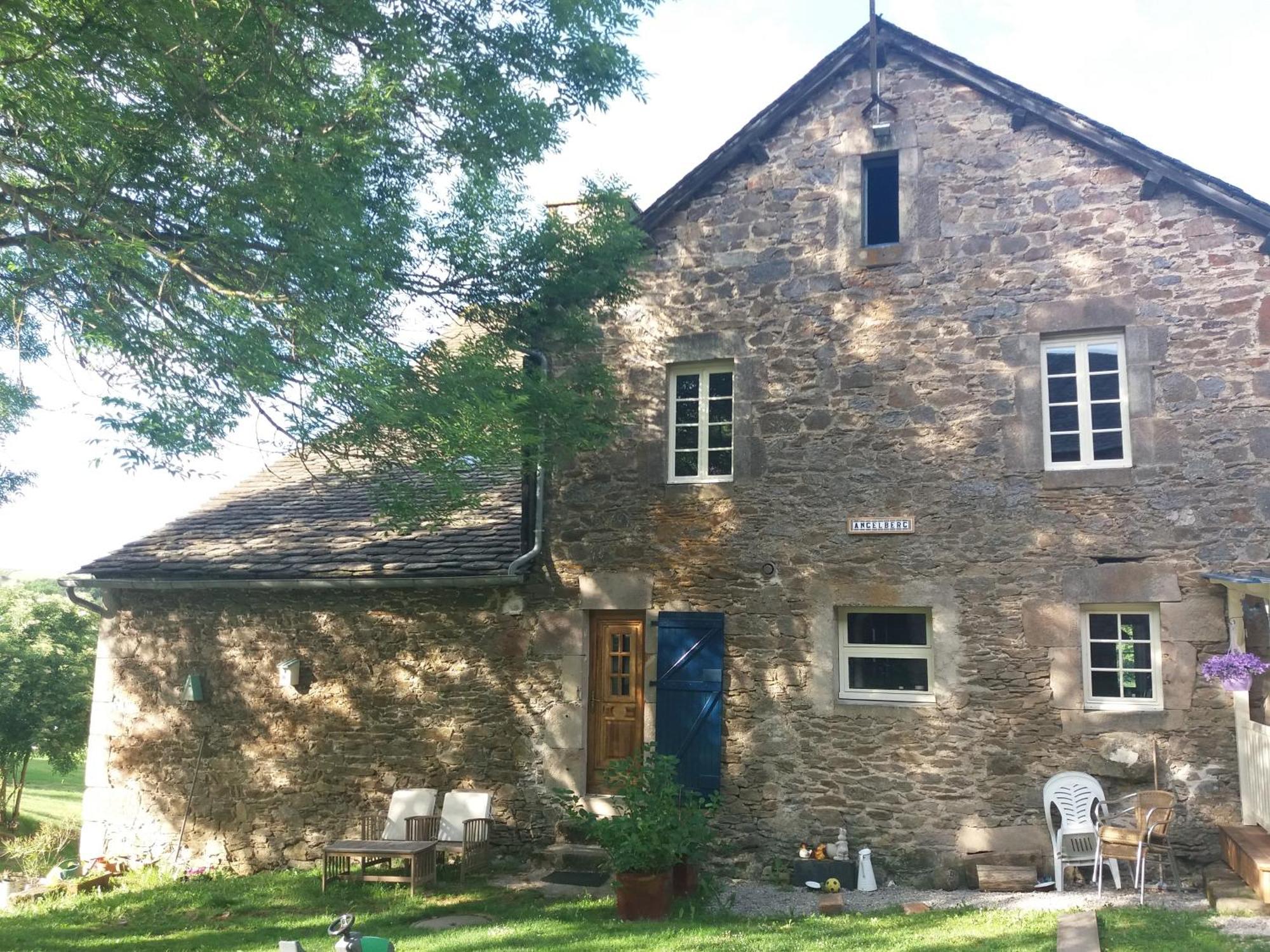 Domaine D'Angel-Berg Hotel Vezins-de-Levezou Exterior foto